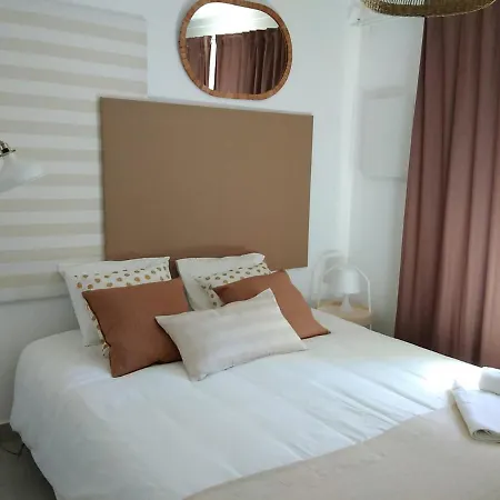 Angel's House Nyaraló